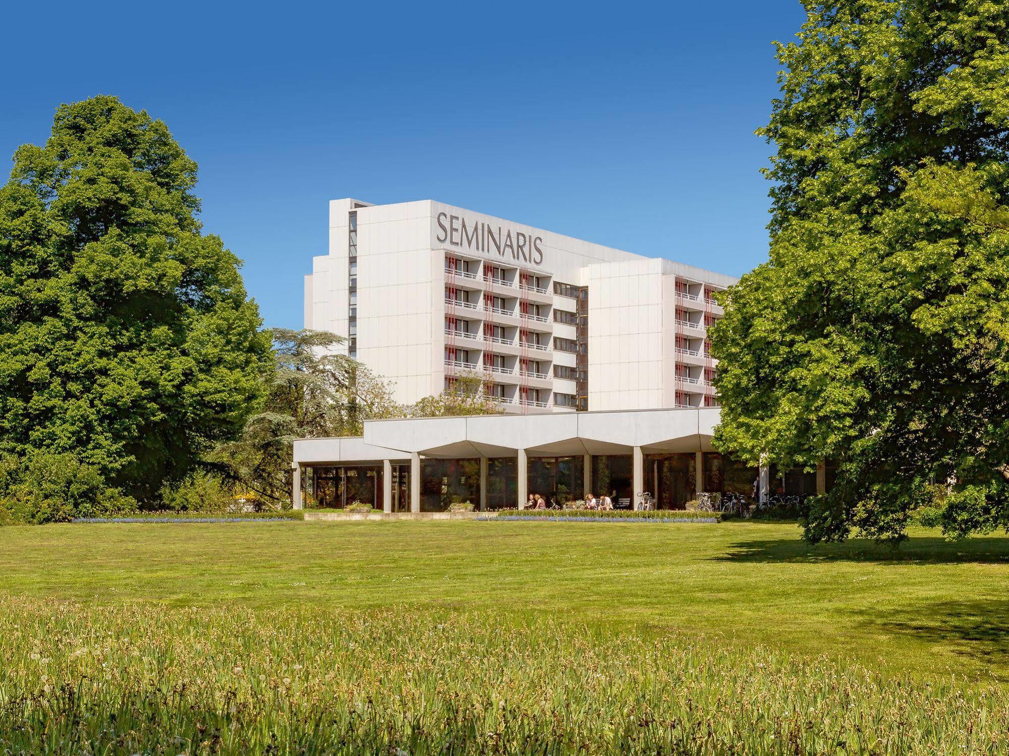 Seminaris Hotel Lueneburg Lüneburg Exterior foto